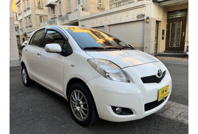 Toyota YARIS  第1張相片