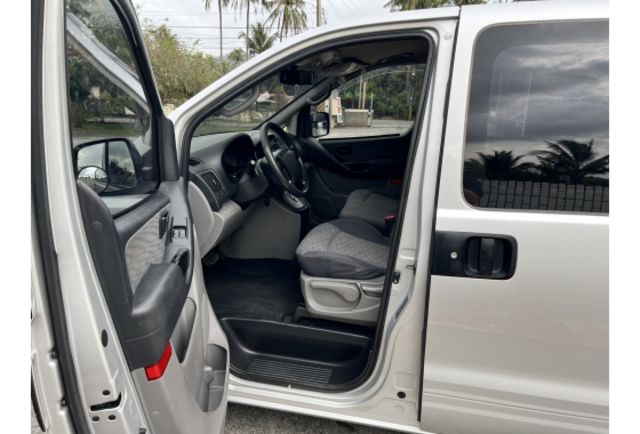 Hyundai STAREX  第5張相片