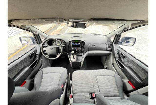 Hyundai STAREX  第13張相片