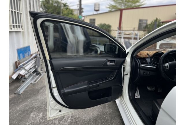 Mitsubishi FORTIS  第4張相片