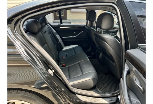 BMW 528I  第13張相片