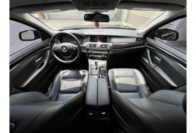 BMW 528I  第15張相片