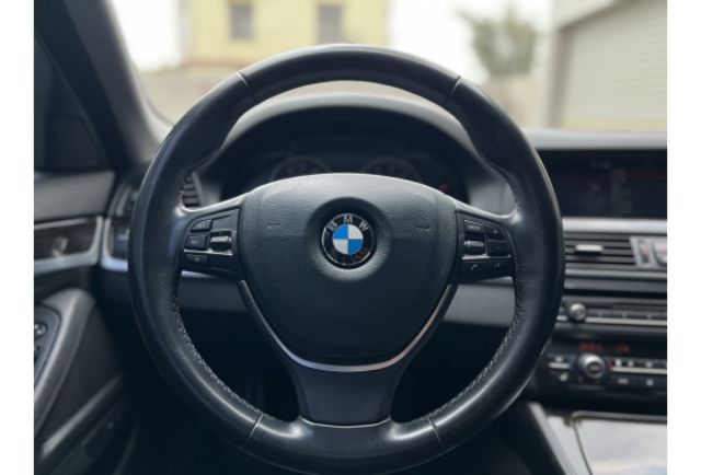 BMW 528I  第18張相片
