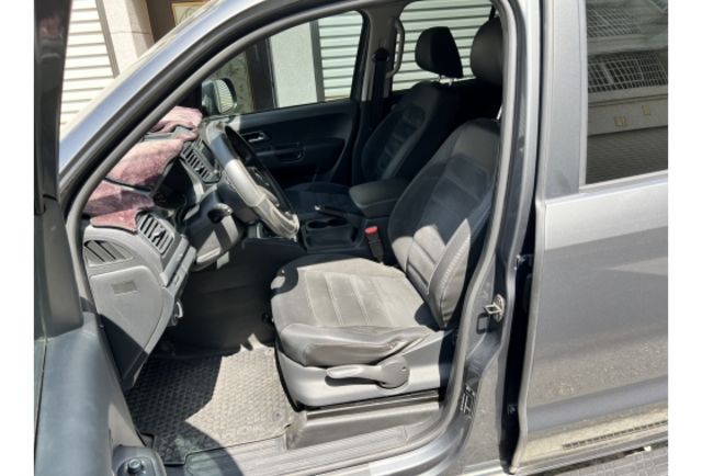 Volkswagen AMAROK 3.0 TDI  第8張相片