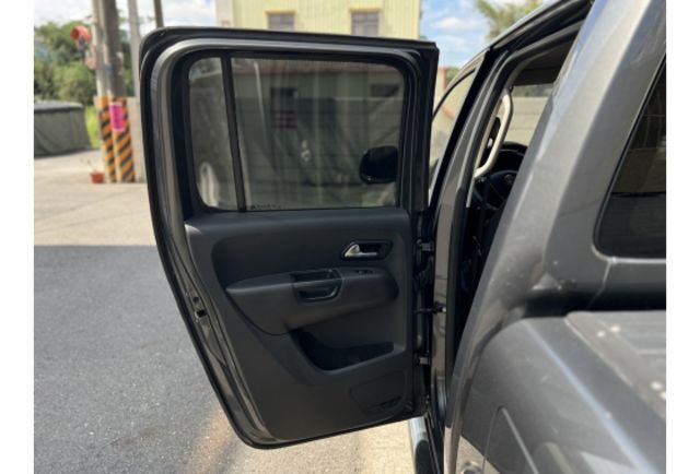 Volkswagen AMAROK 3.0 TDI  第19張相片