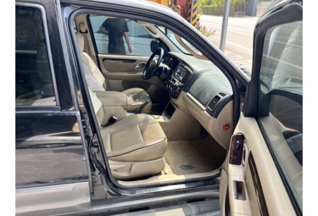 Mazda TRIBUTE  第10張相片