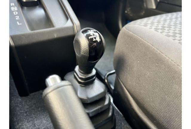Suzuki JIMNY  第13張相片