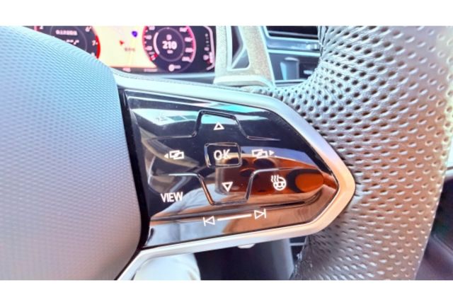 Volkswagen Tiguan 2022款 380 TSI R-Line Performance 黑色  第22張相片