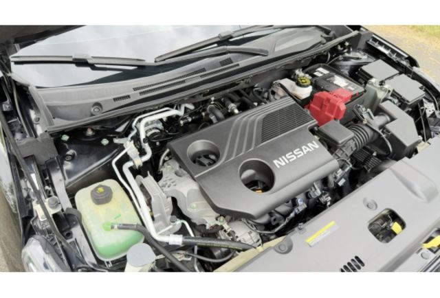 Nissan  2022 Sentra  1.6旗艦版 黑色  第5張相片