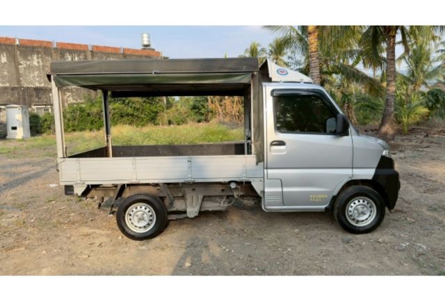 2022年 中華A180貨車 1.5 銀色  第4張相片