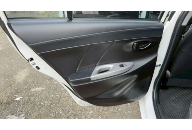 2017 Toyota Vios 1.5 國產經典白  第12張相片