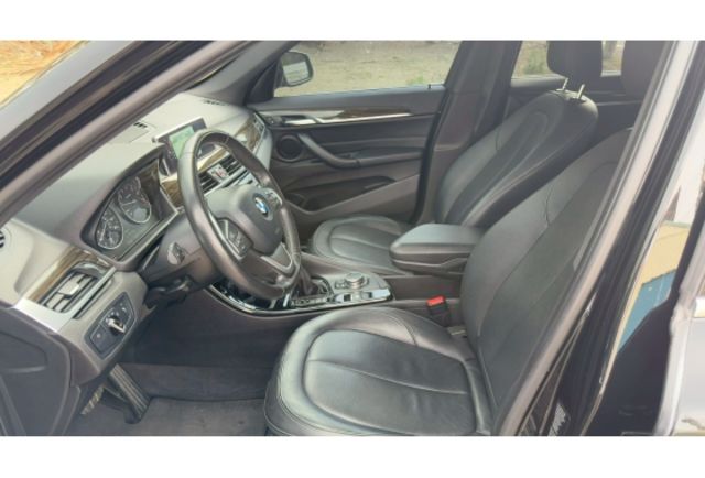 2015 BMW  X1  2015 BMW X1 黑色  第10張相片