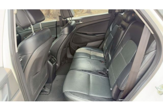 2016年 Hyundai Tucson 白色 柴油魅力  第4張相片