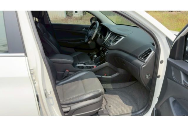 2016年 Hyundai Tucson 白色 柴油魅力  第6張相片