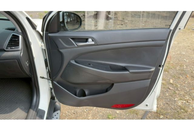 2016年 Hyundai Tucson 白色 柴油魅力  第10張相片