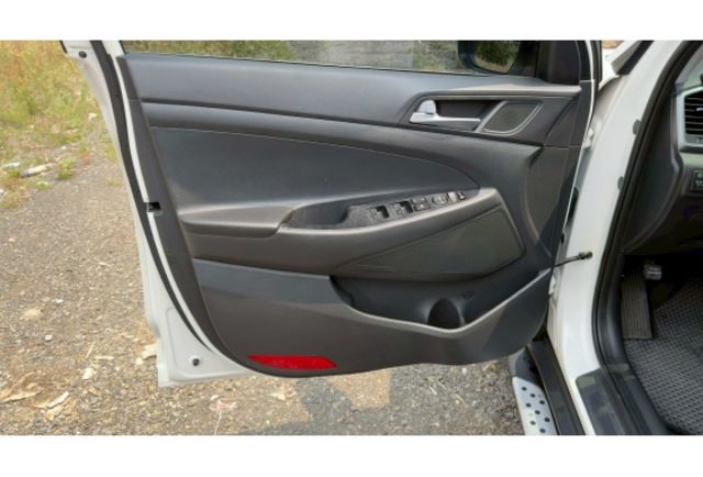 2016年 Hyundai Tucson 白色 柴油魅力  第12張相片