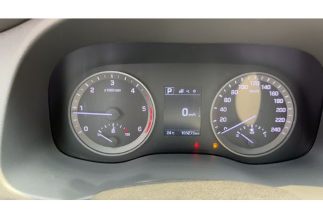 2016年 Hyundai Tucson 白色 柴油魅力  第26張相片