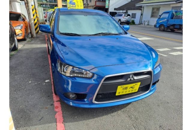 Mitsubishi LANCER  第1張相片