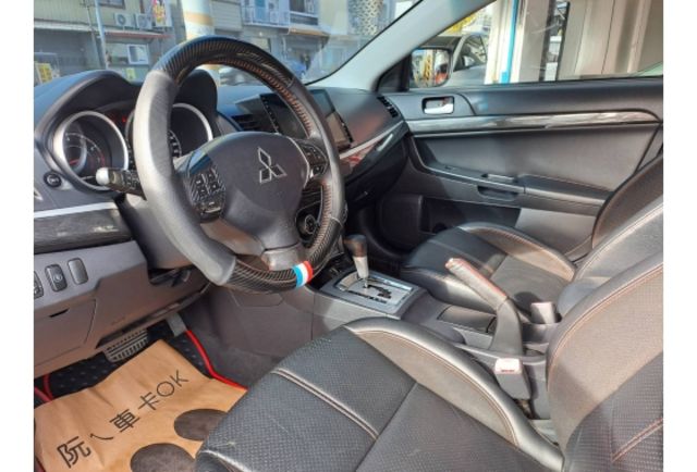 Mitsubishi LANCER  第5張相片