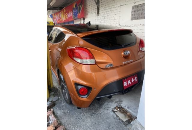 Hyundai Veloster Turbo  第4張相片