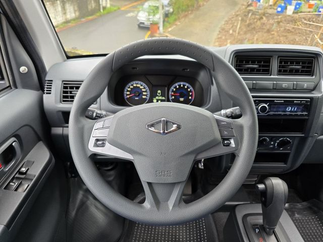 快立嚴選❱❱❱ⓎⒺⓈ認證車2021年9月【自排廂型車】冰鑽銀✲僅跑四萬八❏原漆原鈑件❏盲點❏定速❏防滑❏四輪新❏原廠保養  第13張相片