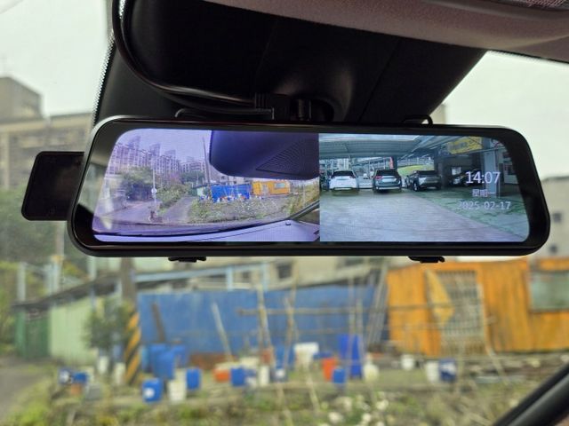 快立嚴選❱❱❱ⓎⒺⓈ認證車2022年6月【環景特仕版】深鈦灰✴僅跑四萬❏原漆原鈑件❏八核心安卓影音❏ACC❏免鑰匙❏六安  第11張相片