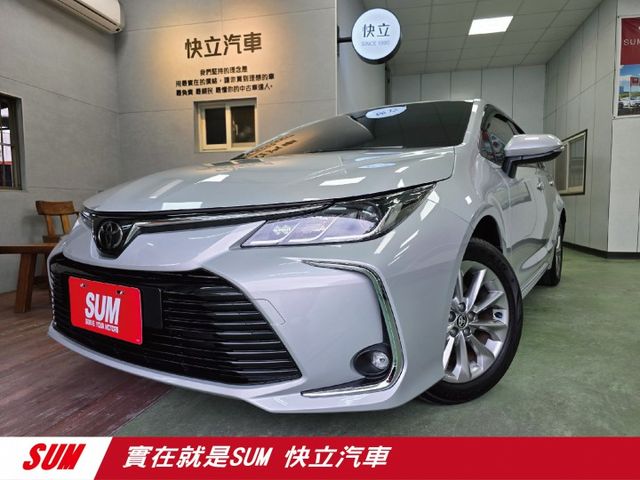 快立嚴選❱❱❱ⓎⒺⓈ認證車2023年型式2023年1月領牌【精裝豪華版】極光銀✴僅跑一萬五❏原漆原鈑件❏全速域❏原廠保固  第1張相片