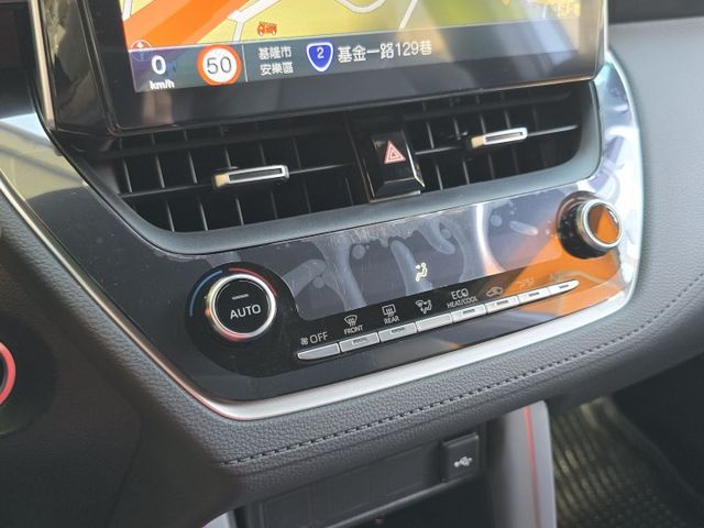 快立嚴選❱❱❱ⓎⒺⓈ認證車2021年10月領牌【精裝豪華版】藍曜灰✴僅跑四萬五❏全速域跟車❏導航❏跨界休旅首選❏可全額貸  第14張相片
