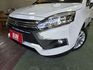 快立嚴選❱❱❱ⓎⒺⓈ認證車2021年7月【輕鬆型】冰曜白✴僅跑兩萬❏原漆原鈑件❏電尾門❏免鑰匙❏安卓機❏前後雷達❏可全貸  第2張縮圖
