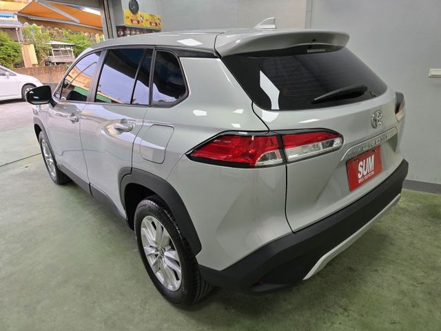 快立嚴選❱❱❱ⓎⒺⓈ認證車2024年型式【豪華版】極光銀✴僅跑兩萬六❏原漆原鈑件❏全速域跟車❏兩系統手機無線連接❏可全貸  第5張相片