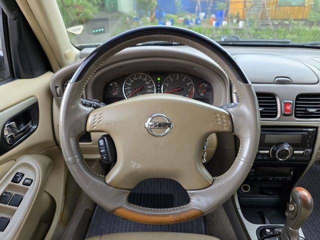 快立嚴選❱❱❱ⓎⒺⓈ認證車2005年型式1.8【優質代步車】璀璨金✲僅跑十六萬❏里程保證❏全車100%原鈑件❏四輪新☆  第13張相片