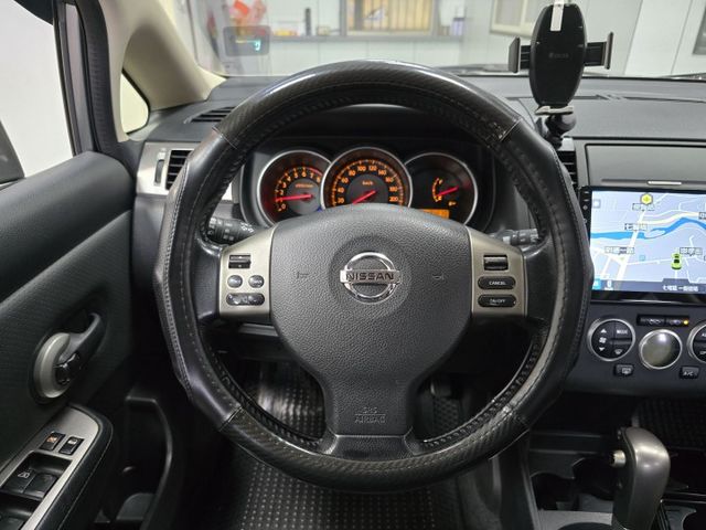 快立嚴選❱❱❱ⓎⒺⓈ認證車2011年型式【L規】英倫灰✴僅跑十六萬❏全車原鈑件❏安卓機❏定速❏免鑰匙❏黑內裝❏原廠保養❏  第13張相片