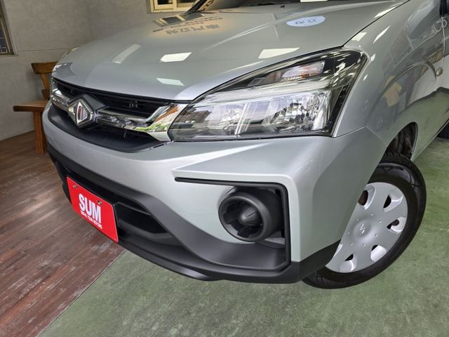 快立嚴選❱❱❱ⓎⒺⓈ認證車2021年【2.4精裝型】星鑽銀✴僅跑四萬九❏防滑❏光感應頭燈❏日型燈❏商旅兩用車首選❏可全貸  第2張相片