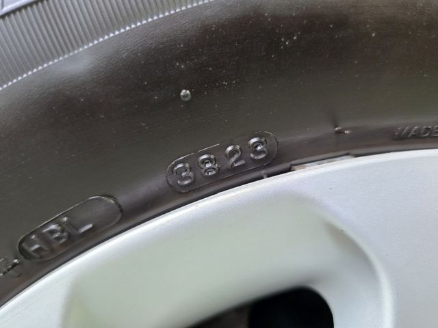 快立嚴選❱❱❱ⓎⒺⓈ認證車2021年【2.4精裝型】星鑽銀✴僅跑四萬九❏防滑❏光感應頭燈❏日型燈❏商旅兩用車首選❏可全貸  第7張相片
