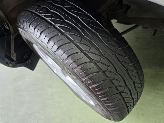 快立嚴選❱❱❱ⓎⒺⓈ認證車2021年【2.4精裝型】星鑽銀✴僅跑四萬九❏防滑❏光感應頭燈❏日型燈❏商旅兩用車首選❏可全貸  第8張相片