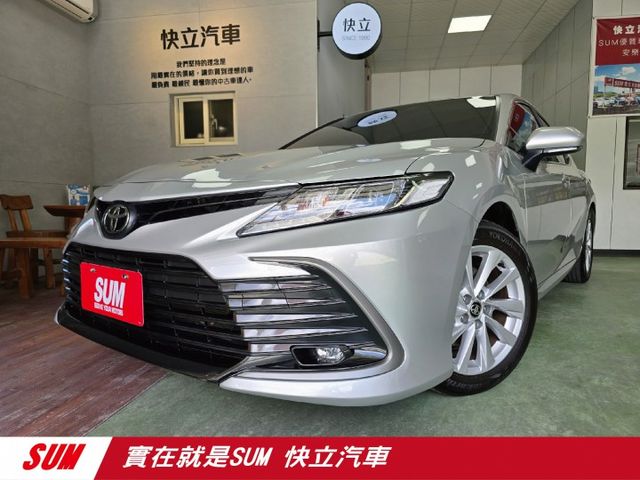 快立嚴選❱❱❱ⓎⒺⓈ認證車2022年【精裝豪華版】極光銀✴僅跑四萬六❏原漆原鈑件❏支援手機連接❏原廠保養❏一手車❏可全貸  第1張相片