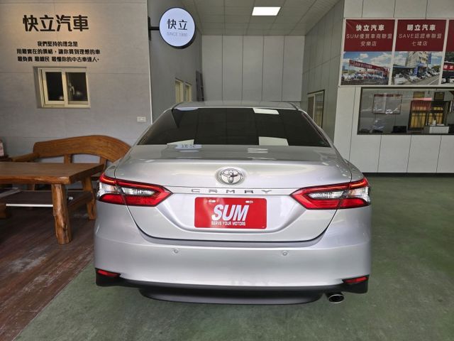 快立嚴選❱❱❱ⓎⒺⓈ認證車2022年【精裝豪華版】極光銀✴僅跑四萬六❏原漆原鈑件❏支援手機連接❏原廠保養❏一手車❏可全貸  第6張相片
