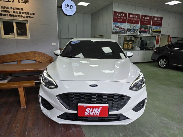快立嚴選❱❱❱ⓎⒺⓈ認證車2022年【ST-Line Lommel X】皓月白♡僅跑三萬❏原漆原鈑件❏最頂配❏原廠保養✔  第2張相片