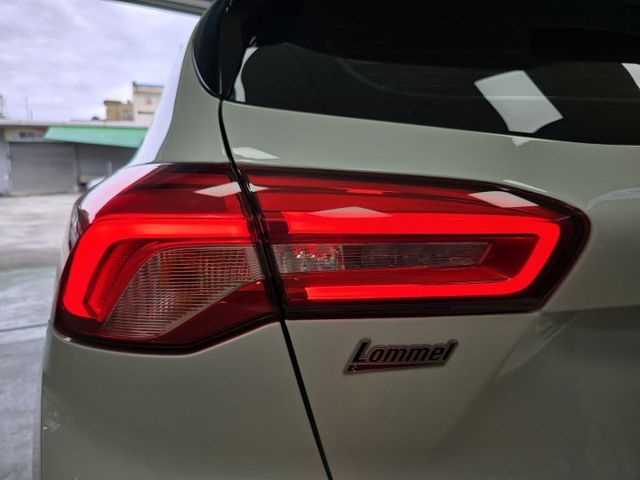 快立嚴選❱❱❱ⓎⒺⓈ認證車2022年【ST-Line Lommel X】皓月白♡僅跑三萬❏原漆原鈑件❏最頂配❏原廠保養✔  第6張相片