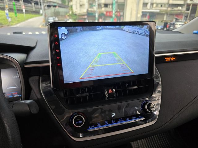 快立嚴選❱❱❱ⓎⒺⓈ認證車2022年1月領牌【精裝豪華版】雲河灰✴僅跑五萬❏原鈑件❏安卓機❏全速域❏恆溫❏電折❏可全額貸  第15張相片