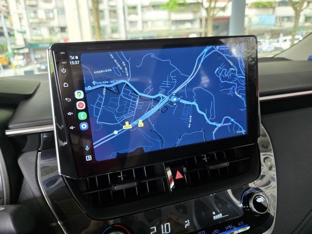 快立嚴選❱❱❱ⓎⒺⓈ認證車2022年1月領牌【精裝豪華版】雲河灰✴僅跑五萬❏原鈑件❏安卓機❏全速域❏恆溫❏電折❏可全額貸  第18張相片