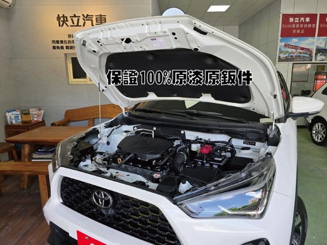 快立嚴選❱❱❱ⓎⒺⓈ認證車2024年型式【雙精裝潮玩版】雪貂白♡僅跑兩萬❏原漆原鈑件❏環景❏盲點❏足踢電尾門❏數位儀表❏  第8張相片