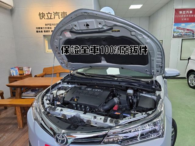 快立嚴選❱❱❱ⓎⒺⓈ認證車2018年11月領牌【雙精裝經典版】極光銀✴全車原鈑件❏環景❏導航❏恆溫❏電折❏防滑❏可全額貸  第8張相片