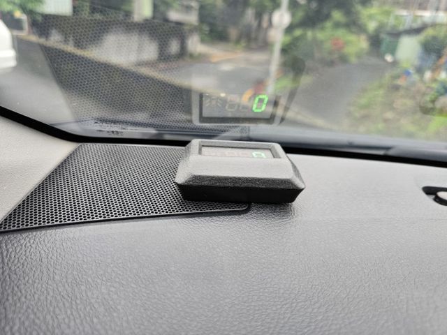快立嚴選❱❱❱ⓎⒺⓈ認證車2020年型式【精裝經典版】檀木黑✴僅跑六萬九❏原鈑件❏導航❏倒顯❏電折❏鋁圈❏代步車の首選☆  第11張相片