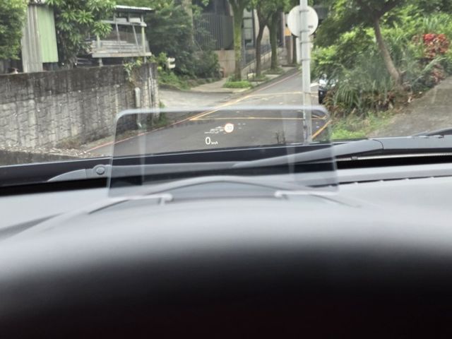 快立嚴選❱❱❱ⓎⒺⓈ認證車2019年型式【旗艦型】星燦藍✴僅跑七萬❏原鈑件❏跟車❏HUD❏導航❏原廠保養❏一手車❏可全貸  第15張相片