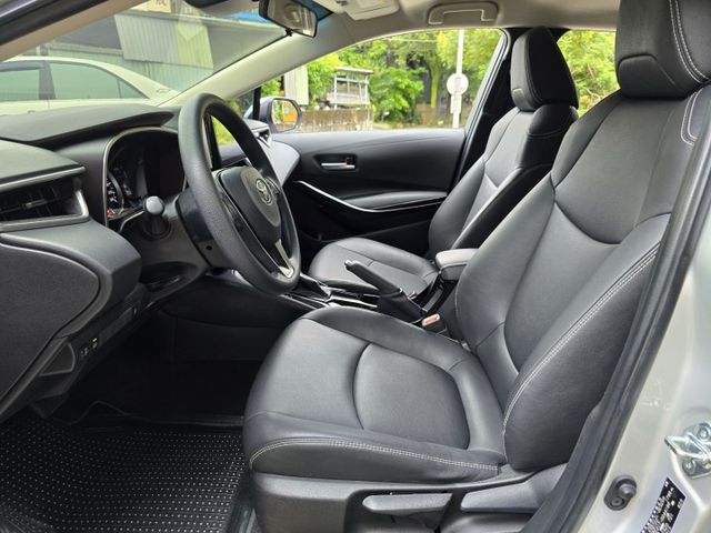 快立嚴選❱❱❱ⓎⒺⓈ認證車2022年7月【精裝豪華版】極光銀✴實跑九萬八❏原鈑件❏安卓機❏全速域跟車❏四輪新❏代步車首選  第10張相片