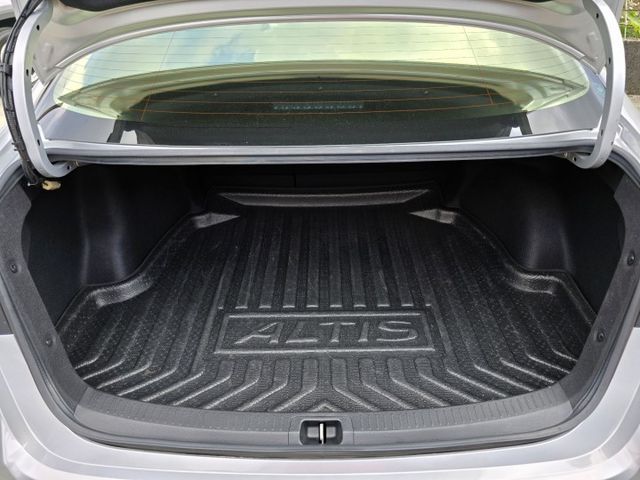 快立嚴選❱❱❱ⓎⒺⓈ認證車2022年7月【精裝豪華版】極光銀✴實跑九萬八❏原鈑件❏安卓機❏全速域跟車❏四輪新❏代步車首選  第17張相片