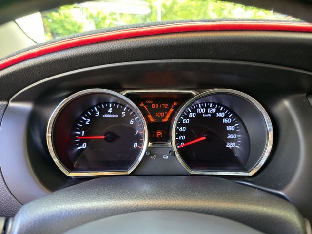 快立嚴選❱❱❱ⓎⒺⓈ認證車2017年7月【行家影音版】月牙白✴僅跑八萬❏全車100%原鈑件❏安卓影音❏省油大空間❏可全貸  第8張相片