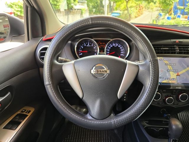 快立嚴選❱❱❱ⓎⒺⓈ認證車2017年7月【行家影音版】月牙白✴僅跑八萬❏全車100%原鈑件❏安卓影音❏省油大空間❏可全貸  第10張相片