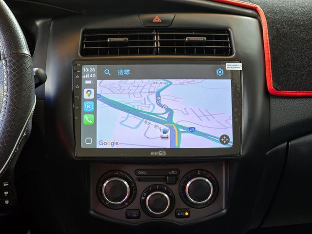 快立嚴選❱❱❱ⓎⒺⓈ認證車2017年7月【行家影音版】月牙白✴僅跑八萬❏全車100%原鈑件❏安卓影音❏省油大空間❏可全貸  第14張相片